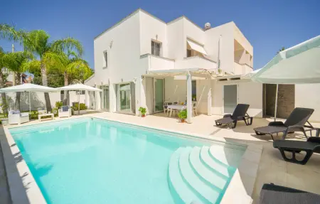 Location maison à Selinunte