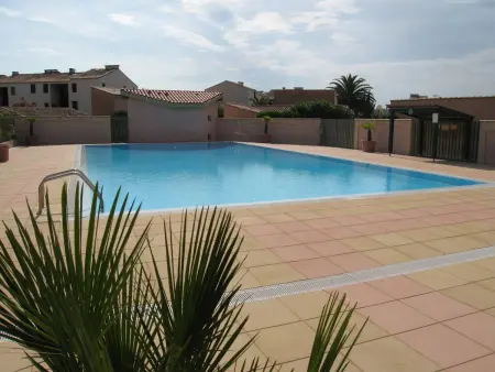 Location villa à Saint Cyprien, Charmant Pavillon T2 Cabine, 6 Couchages, Cour Privée, Piscine, Parking, Proche Plage - St Cyprien