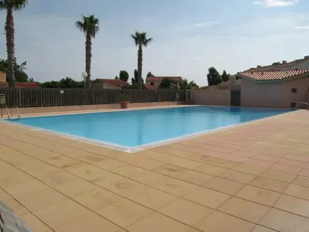 Pavillon T2 cabine 6 couchages, piscine et cour privée - Photo 20