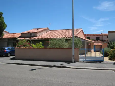 Location villa à Saint Cyprien, Villa 4 pièces, 10 couchages, jardin, terrasses, à 900m de la plage, Saint-Cyprien