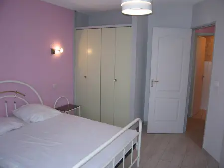 Villa 4 chambres 10 couchages, garage et jardin clos - Photo 12