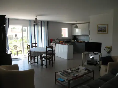 Villa F4 plain-pied avec garage à Saint-Cyprien Village - Photo 1