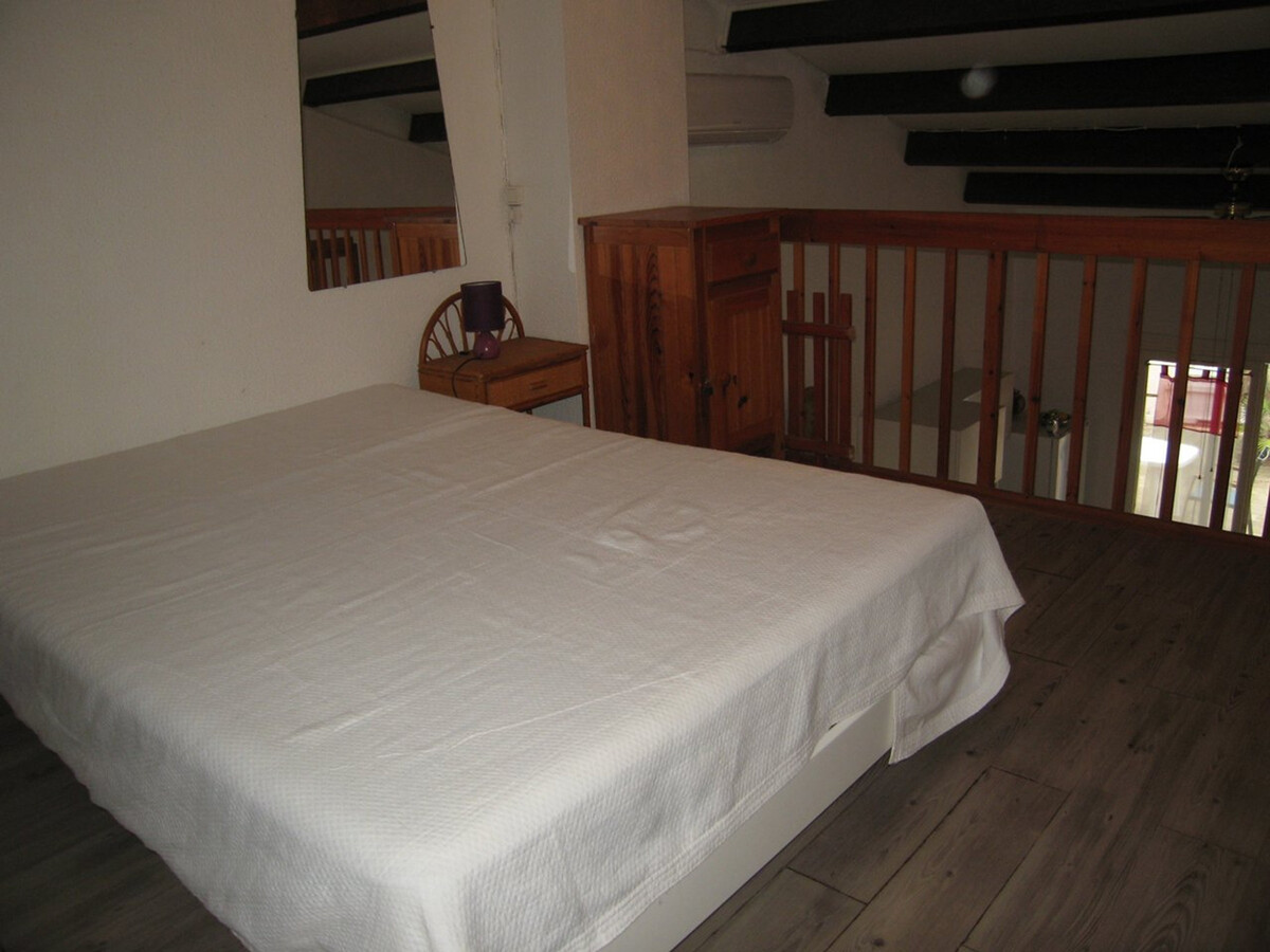 Villa T3 mezzanine climatisée, terrasse & parking à Saint-Cyprien - Photo 15