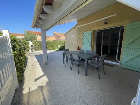 Villa 3P climatisée, piscine et tennis à 200m plage : photo 3