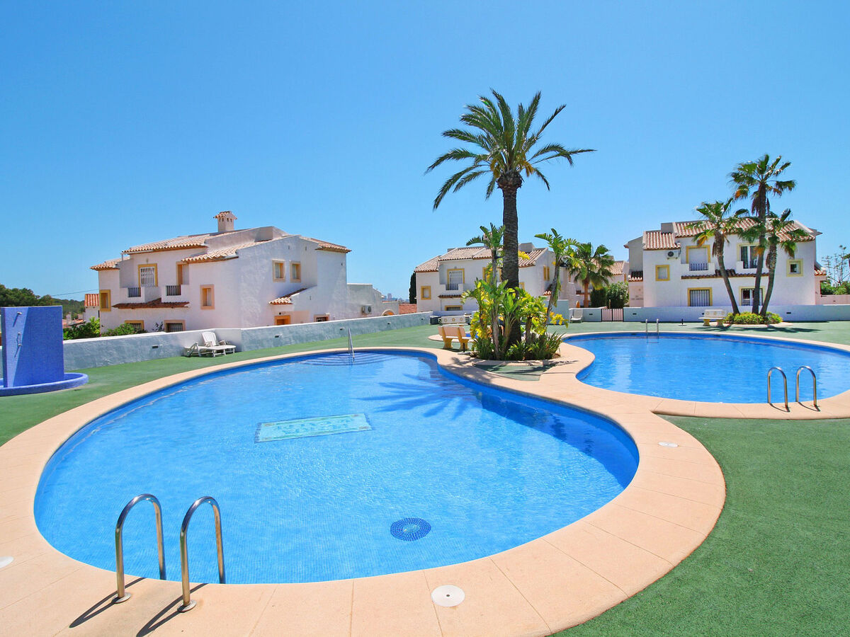 Maison mitoyenne à Calpe, piscines communes, parking privé - Photo 1