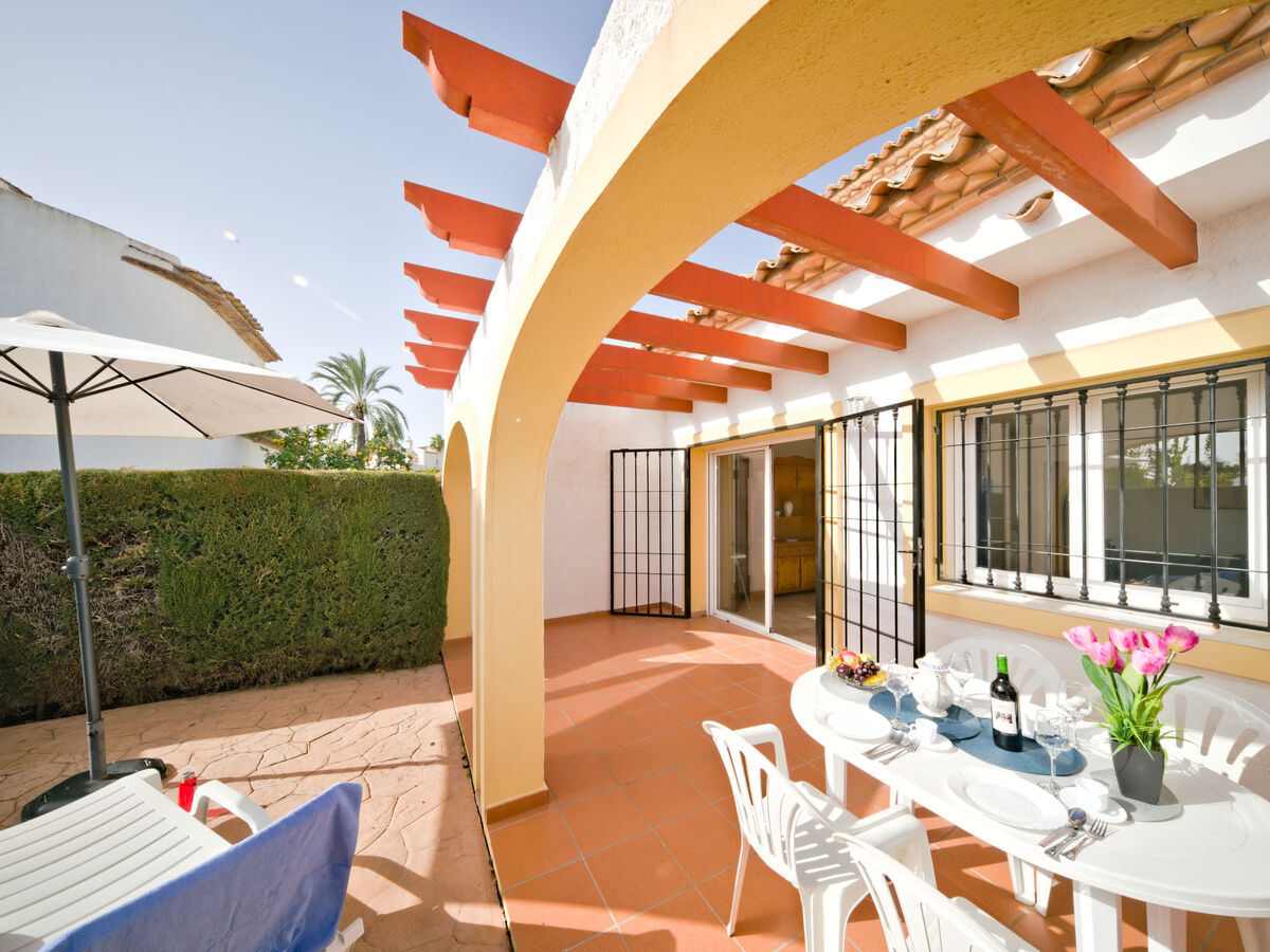 Maison mitoyenne à Calpe, piscines communes, parking privé - Photo 2