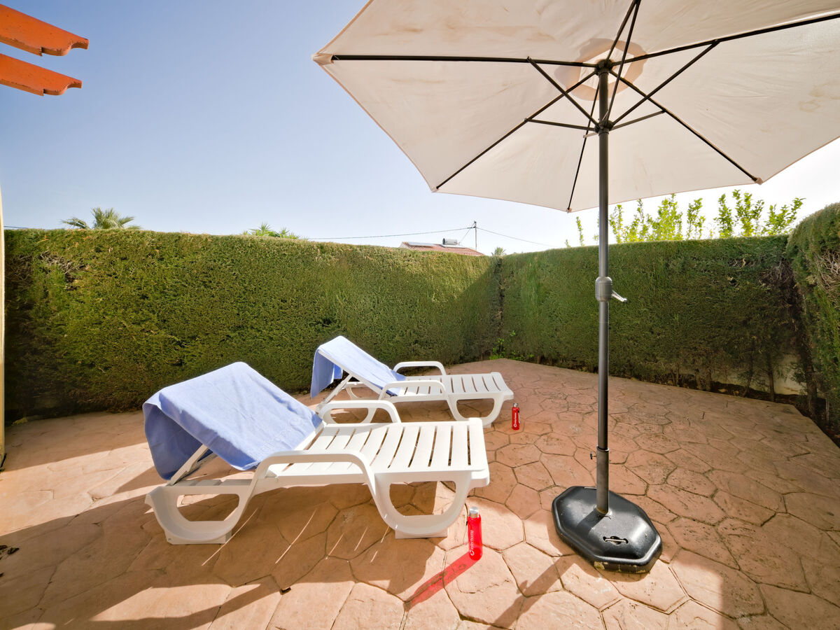 Maison mitoyenne à Calpe, piscines communes, parking privé - Photo 28