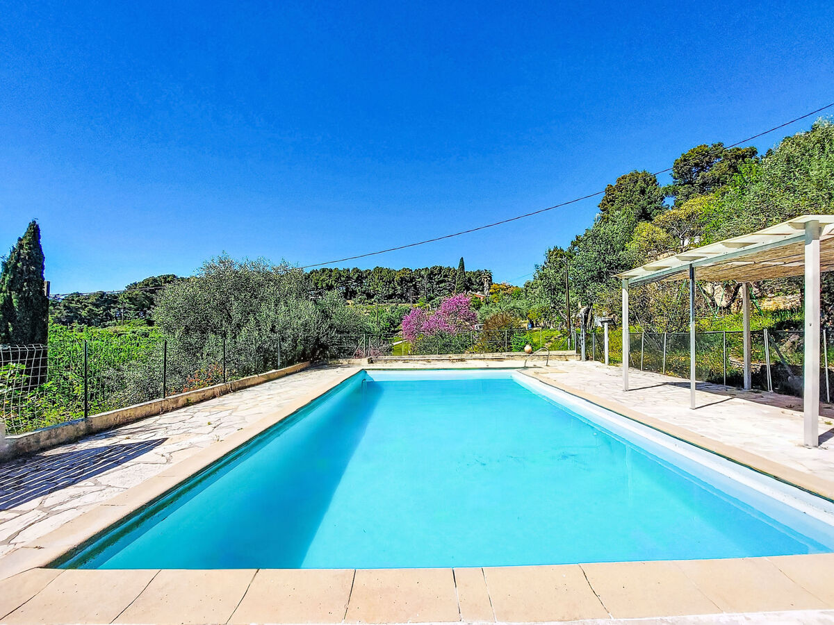 Le Mas de la Poterie – Vue mer et piscine eau de mer au Beausset - Photo 2