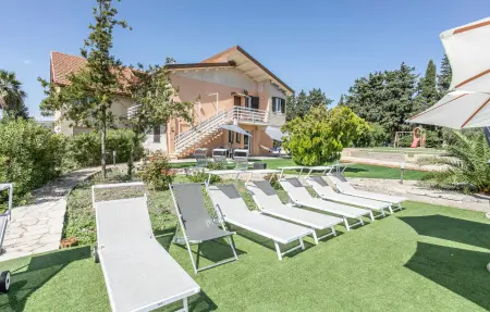 Mariarosa Country House, 7 chambres avec piscine : photo 16
