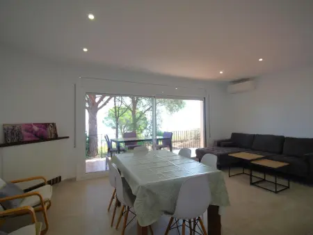 Maison familiale à Llançà, terrasses et climatisation - Photo 6