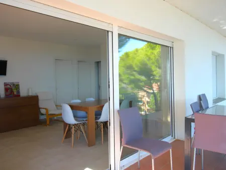 Maison familiale à Llançà, terrasses et climatisation - Photo 10