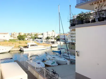 Maison canal à Roses, 500m de la plage : photo 22