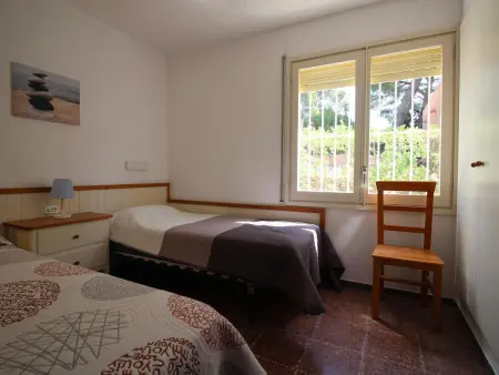 Maison familiale avec jardin à 100m de la plage de La Farella, à Llançà - Photo 11