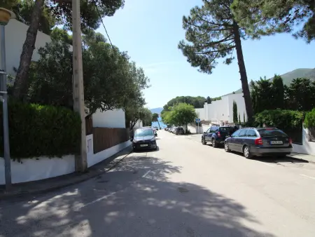 Maison familiale avec jardin à 100m de la plage de La Farella, à Llançà - Photo 14