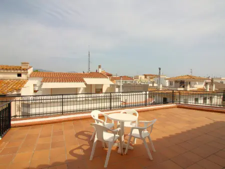 Location appartement à Llançà, À deux pas de la plage - Appartement avec grande terrasse et Wi-Fi saisonnier