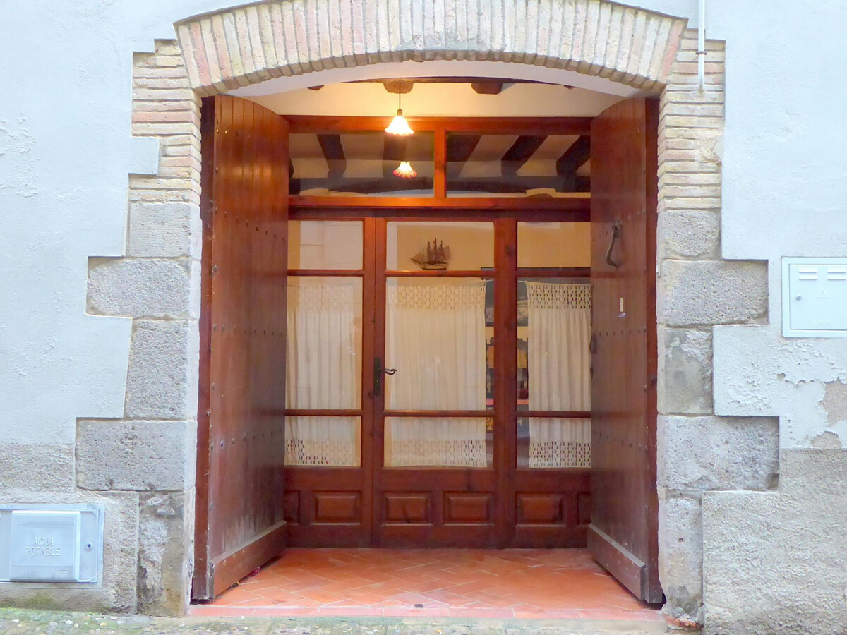 Maison XVIIe siècle restaurée à Castelló d'Empúries, 4 ch. - Photo 2