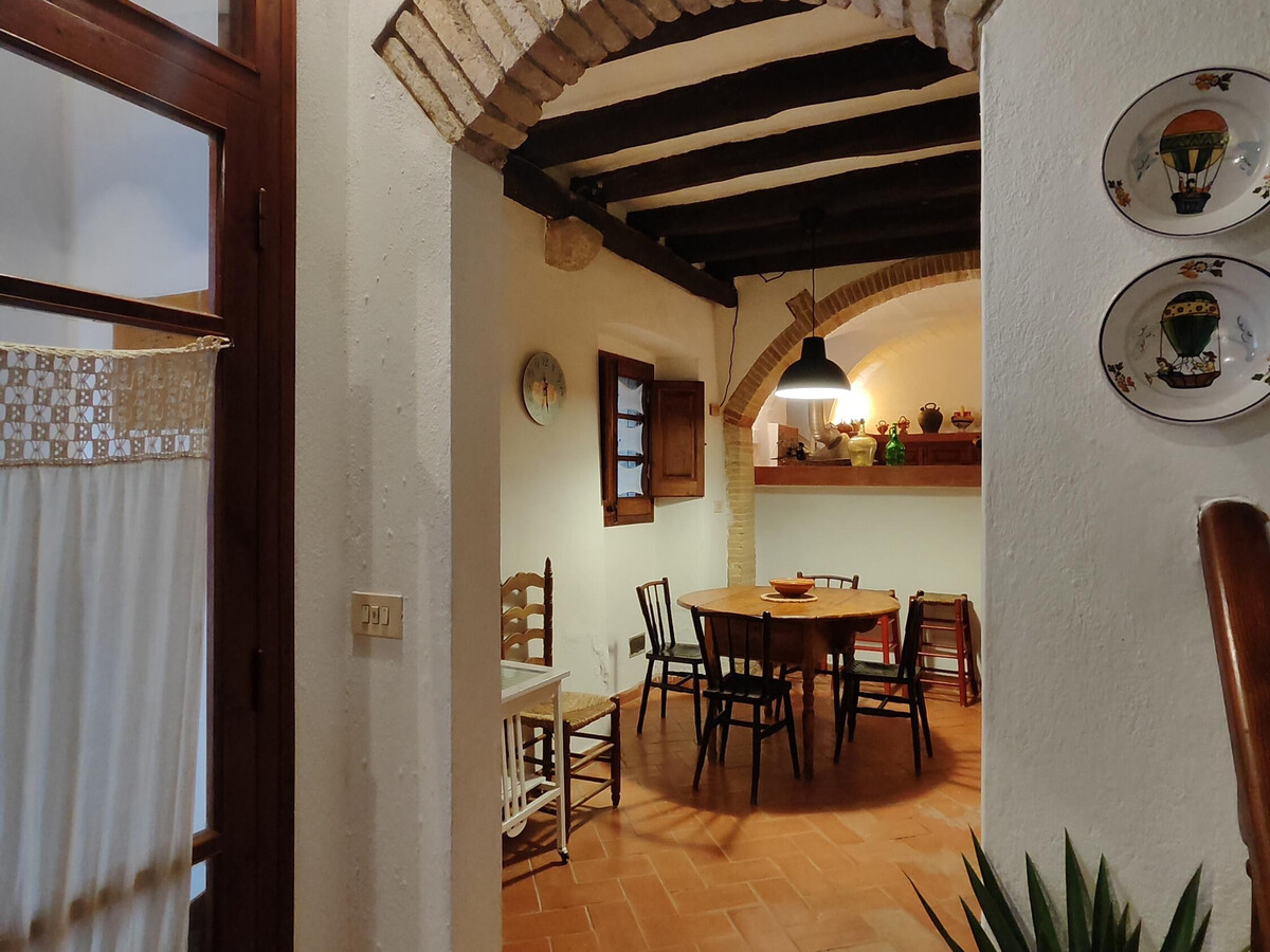 Maison XVIIe siècle restaurée à Castelló d'Empúries, 4 ch. - Photo 8
