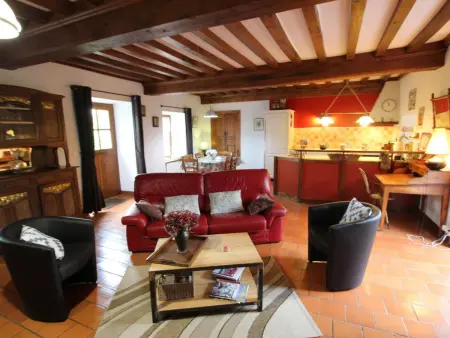 Gîte 6 pers. à Théville, jardin clôturé et poêle : photo 3