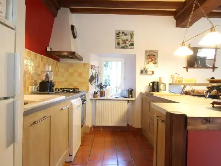 Gîte 6 pers. à Théville, jardin clôturé et poêle : photo 9