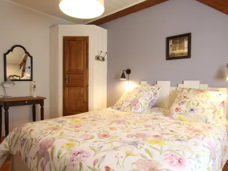 Gîte 6 pers. à Théville, jardin clôturé et poêle : photo 15
