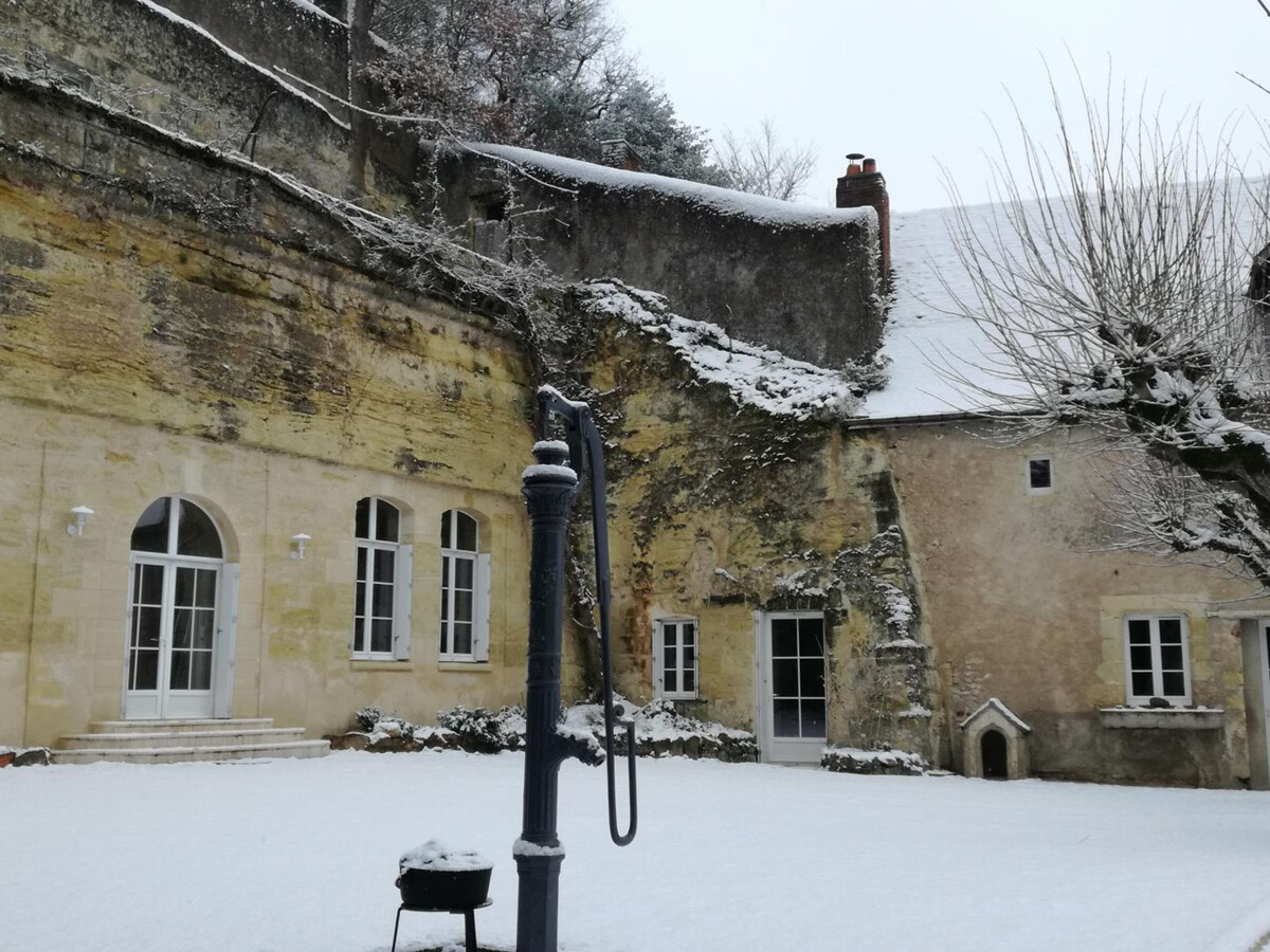 Maison troglodyte 180 m² avec spa et salle de jeux - Photo 28