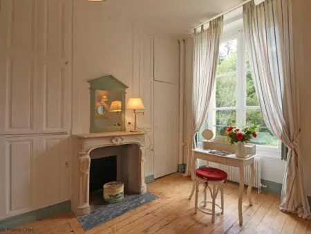 Vivez le Charme du Château avec WiFi à Bellavilliers - Photo 8