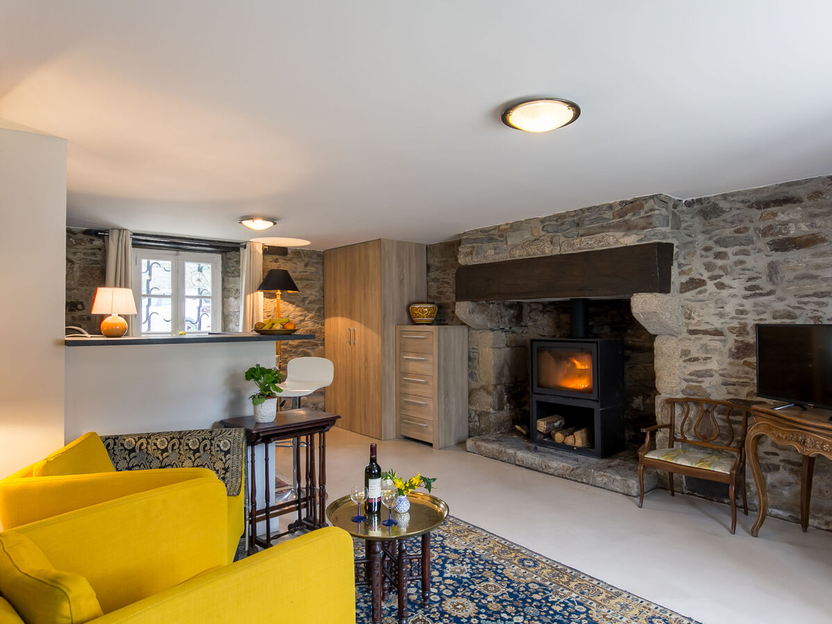 Penguilly - Gîte 2 personnes, manoir du 15e siècle - Photo 2