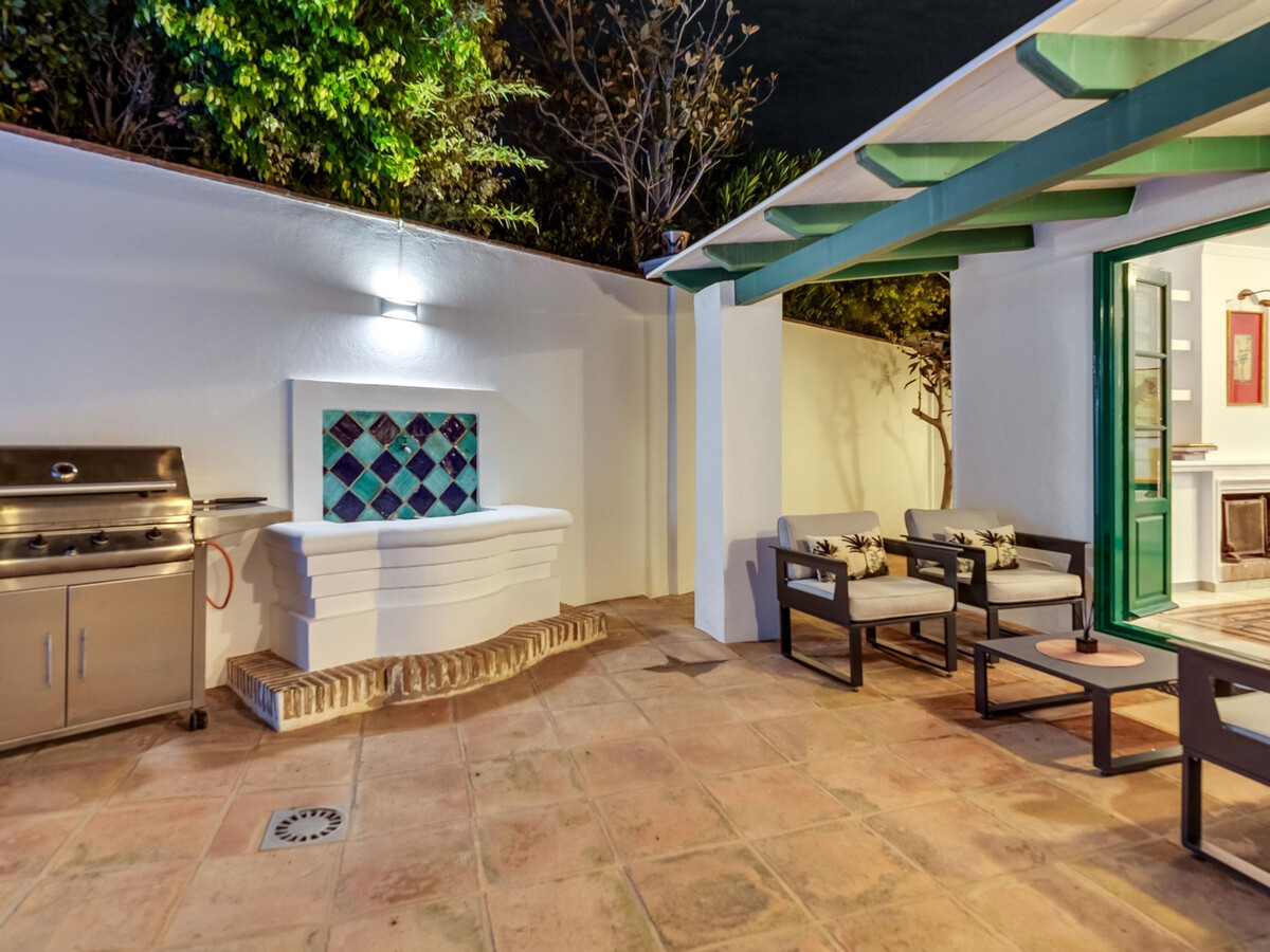 Villa 4 chambres Marbella, piscine privée et bureau - Photo 25