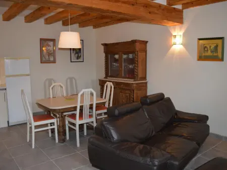 Gîte 5 pers. à Huismes, cour fermée près de Chinon : photo 4