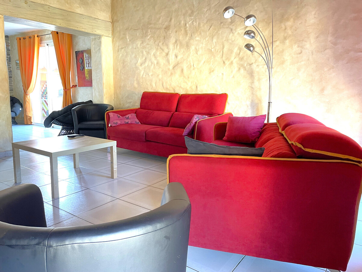 Villa F5 climatisée à 600m de la mer, garage et terrasse - Photo 4