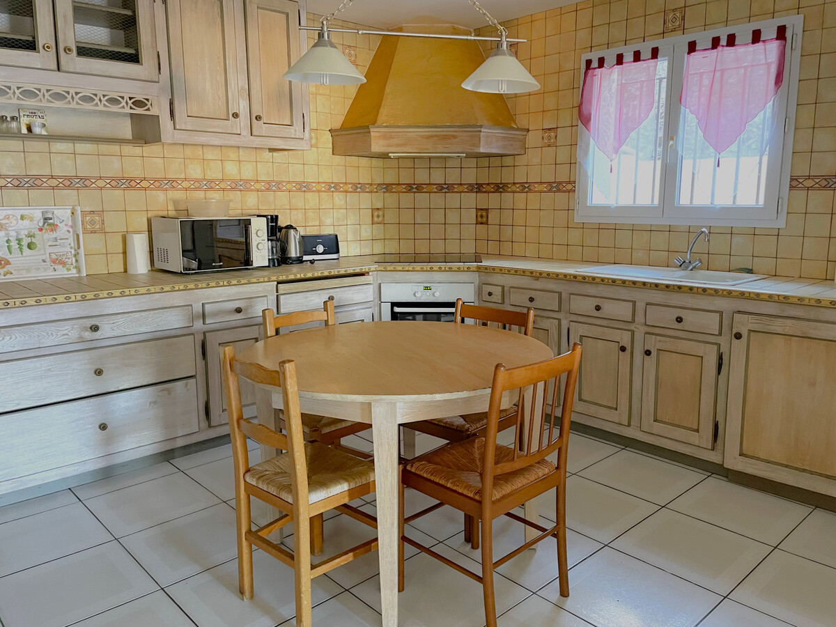 Villa F5 climatisée à 600m de la mer, garage et terrasse - Photo 12