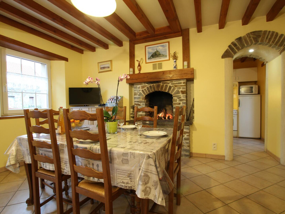 Gîte 6 personnes avec cheminée, jardin et vélos - Photo 4