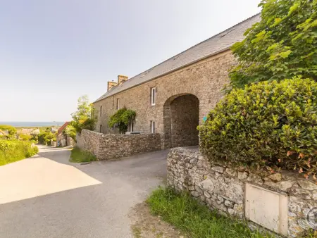 Maison authentique de 5 chambres avec jardin, terrasse, ping-pong et à proximité de la mer. - Photo 3