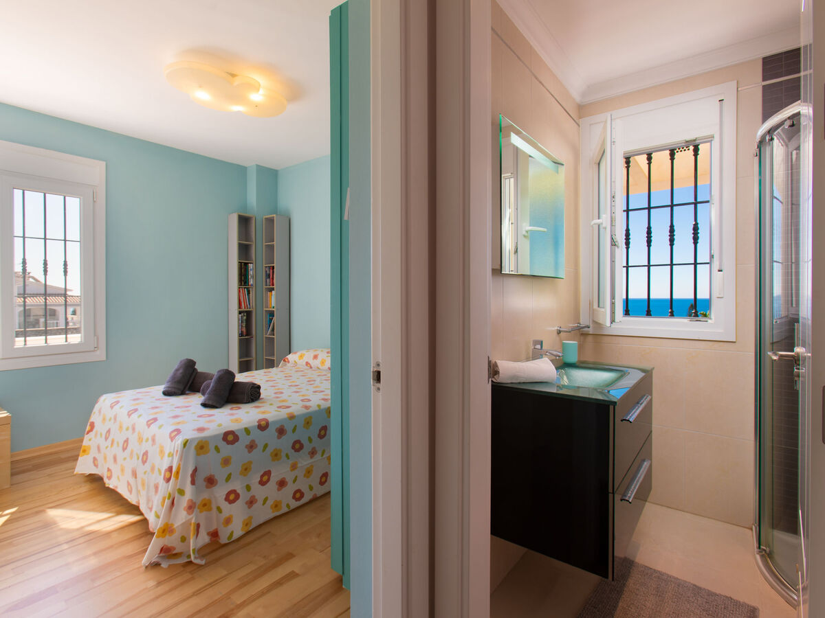 La Sirena – Maison 4 chambres avec piscine et vue mer - Photo 13
