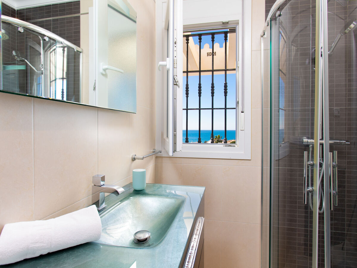 La Sirena – Maison 4 chambres avec piscine et vue mer - Photo 16