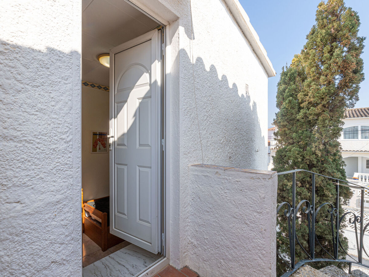 Louise - Maison 4 chambres avec piscine à Empuriabrava - Photo 17