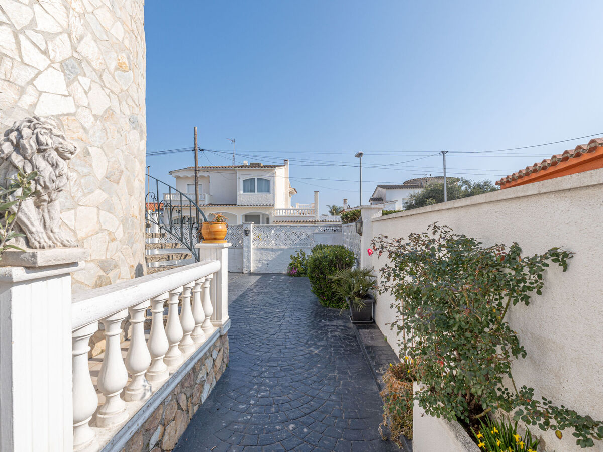 Louise - Maison 4 chambres avec piscine à Empuriabrava - Photo 35