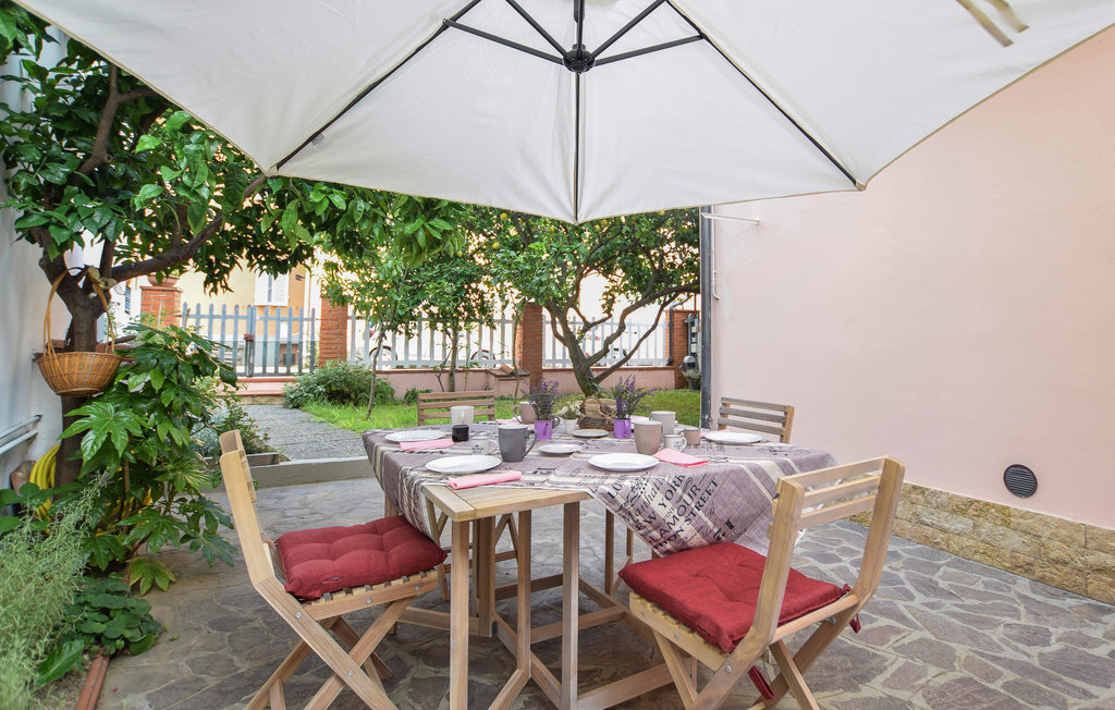 Maison 3 chambres à Massarosa, cheminée et jardin privé - Photo 1