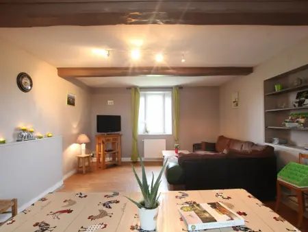 Maison Spacieuse pour Familles avec Cheminée, Jardin et BBQ – Animaux Acceptés, Option Ménage - Photo 2