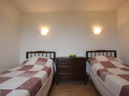 Maison Spacieuse pour Familles avec Cheminée, Jardin et BBQ – Animaux Acceptés, Option Ménage - Photo 12