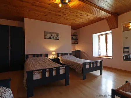 Maison de campagne spacieuse avec grand jardin, animaux acceptés - Photo 21
