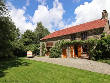 Maison de campagne spacieuse avec grand jardin, animaux acceptés - Photo 32