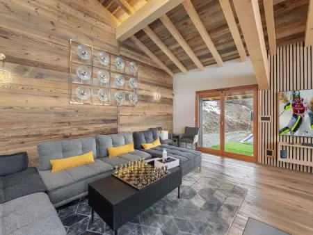 Chalet de Luxe avec Piscine Chauffée au Mont d'Arbois, Megève - 14 Personnes : photo 2