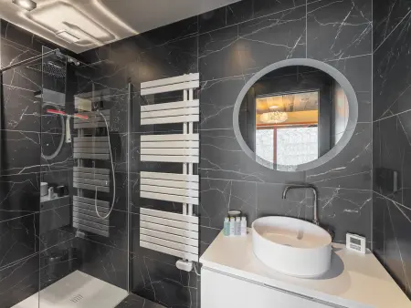 Chalet de Luxe avec Piscine Chauffée au Mont d'Arbois, Megève - 14 Personnes : photo 11