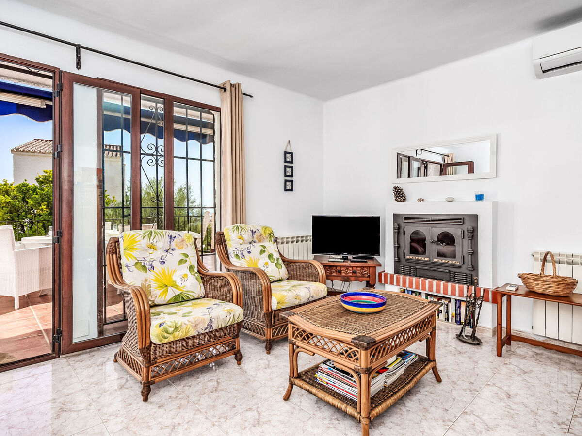 Maison Naranjos à Nerja, 2 chambres, jardin privé - Photo 5