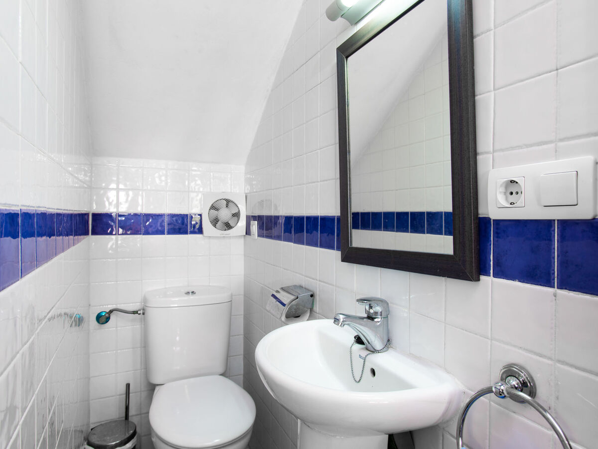Maison Naranjos à Nerja, 2 chambres, jardin privé - Photo 11