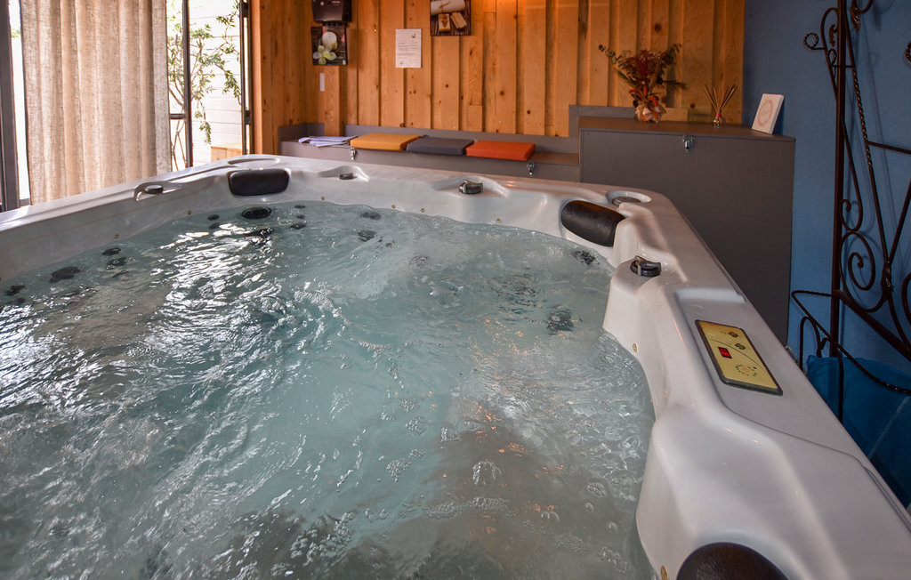 Maison avec piscine et jacuzzi à Aubignan - Photo 11