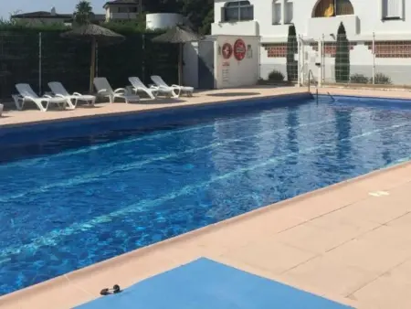 Villa 3 chambres à Roses, piscine et terrasse barbecue : photo 2