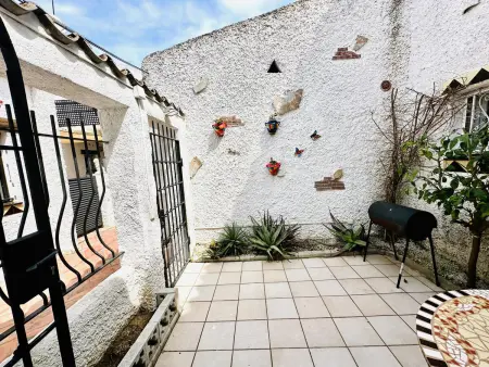 Villa 3 chambres à Roses, piscine et terrasse barbecue : photo 22