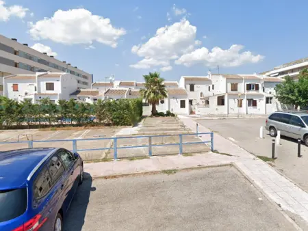 Villa 3 chambres à Roses, piscine et terrasse barbecue : photo 23